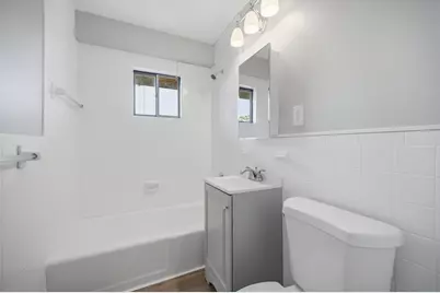 585 Revere Beach Pkwy #102, Revere, MA 02151 - Photo 4