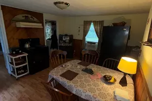 1313 Somerset Ave, Taunton, MA 02780 - Photo 4
