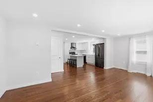 8 Millbury Terrace, Millbury, MA 01527 - Photo 4