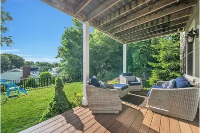 27 Beryl St, Boston, MA 02131 - Photo 32