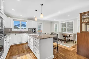 27 Beryl St, Boston, MA 02131 - Photo 10