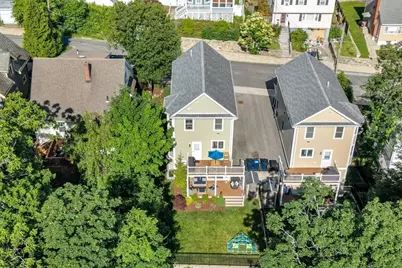 27 Beryl St, Boston, MA 02131 - Photo 36