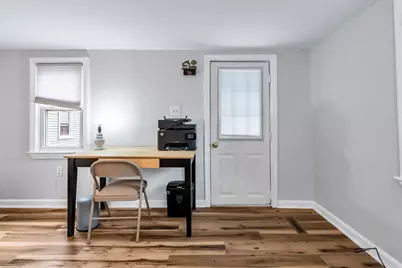 79 Lakeview Ave, Lowell, MA 01850 - Photo 10