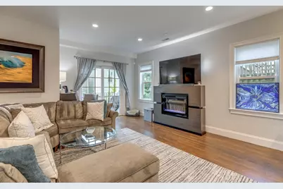 141 W 6th Street #1, Boston, MA 02127 - Photo 10