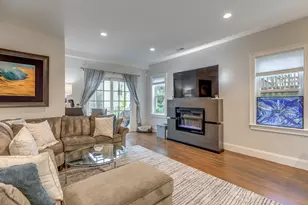141 W Sixth St, Boston, MA 02127 - Photo 10