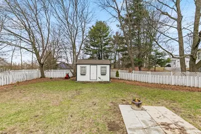 18 Sherman Pl, Woburn, MA 01801 - Photo 30