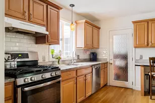 7 St Marys Rd, Milton, MA 02186 - Photo 8