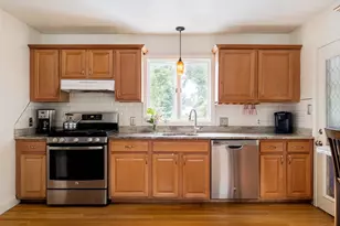 7 St Marys Rd, Milton, MA 02186 - Photo 10