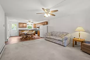 43 High St, Northbridge, MA 01588 - Photo 8