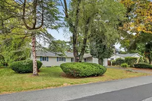 14 Paxton Rd, Framingham, MA 01701 - Photo 24