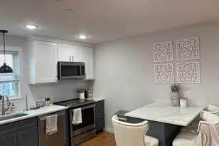 153 Bowen St, Boston, MA 02127 - Photo 4