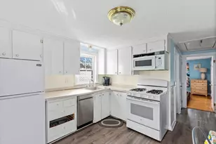 46 Pawkannawkut Dr, Yarmouth, MA 02664 - Photo 6