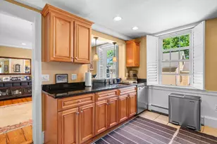 7 Daniels St, Salem, MA 01970 - Photo 8