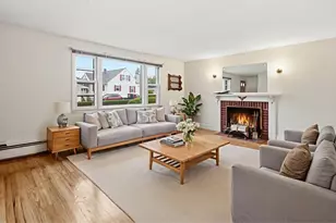 5 Seneca St, Methuen, MA 01844 - Photo 2