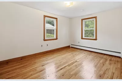 5 Seneca St, Methuen, MA 01844 - Photo 16