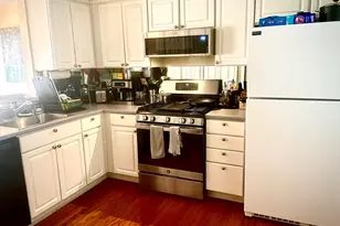 208 Gazebo Cir, Reading, MA 01867 - Photo 2