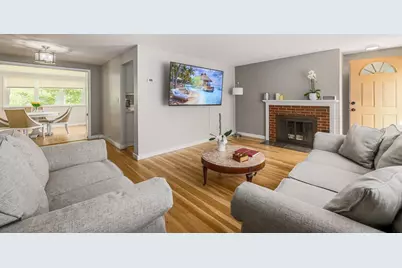 12 Lilian Rd Ext, Framingham, MA 01701 - Photo 4