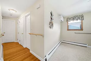 33 Fairchild Ave, Saugus, MA 01906 - Photo 12