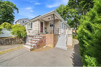 33 Fairchild Ave, Saugus, MA 01906 - Photo 28