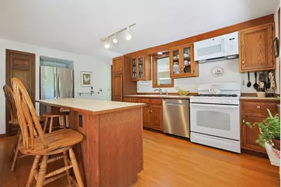 1775 Drift Rd, Westport, MA 02790 - Photo 10