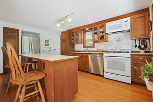 1775 Drift Rd, Westport, MA 02790 - Photo 10