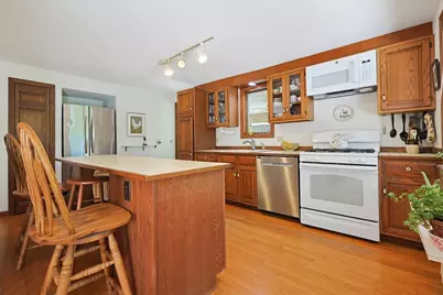 1775 Drift Rd, Westport, MA 02790 - Photo 10