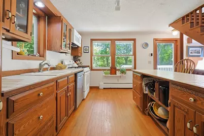 1775 Drift Rd, Westport, MA 02790 - Photo 14