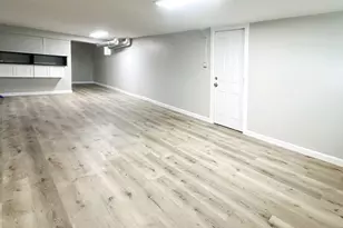 338 Sea St, Quincy, MA 02169 - Photo 18
