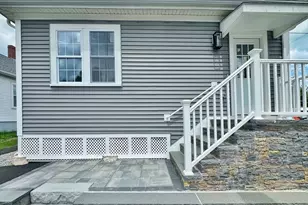 338 Sea St, Quincy, MA 02169 - Photo 2