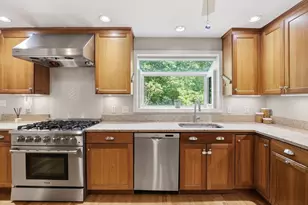 62 Juniper Rd, Andover, MA 01810 - Photo 8