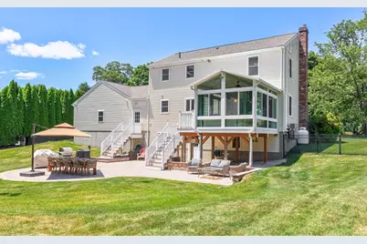 329 Pakachoag St, Auburn, MA 01501 - Photo 6