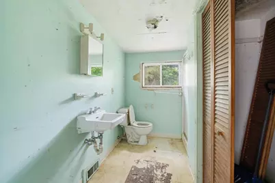 40 Maple St, Holliston, MA 01746 - Photo 18