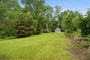 40 Maple St, Holliston, MA 01746 - Photo 22