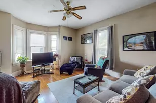59 River St, Newton, MA 02465 - Photo 6