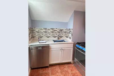 6 Windsor St #6, Worcester, MA 01605 - Photo 1
