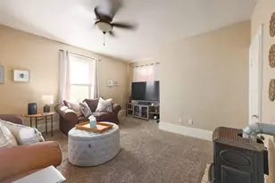 131 Elm St, Millbury, MA 01527 - Photo 8