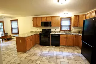 18 Brookside Dr, Douglas, MA 01516 - Photo 10