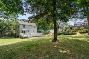 105 Pine Ridge Rd, Medford, MA 02155 - Photo 18