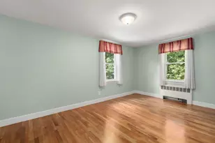 105 Pine Ridge Rd, Medford, MA 02155 - Photo 12