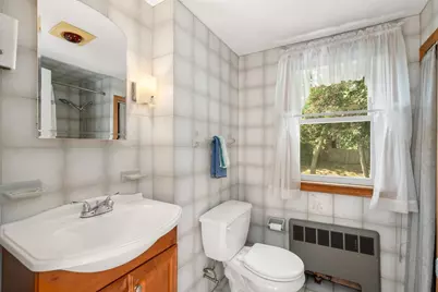 105 Pine Ridge Rd, Medford, MA 02155 - Photo 14