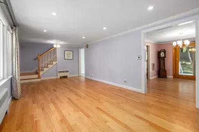 105 Pine Ridge Rd, Medford, MA 02155 - Photo 8