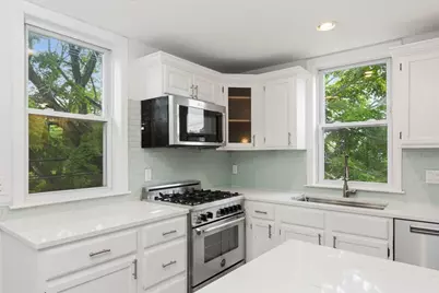 20 Ocean Ave #4, Marblehead, MA 01945 - Photo 8