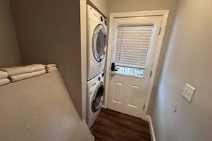36 Lexington Ave, Boston, MA 02136 - Photo 26