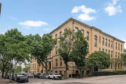 350 W 4th St #402, Boston, MA 02127 - Photo 12