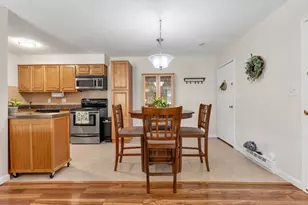 18 Dailey St, Attleboro, MA 02703 - Photo 2