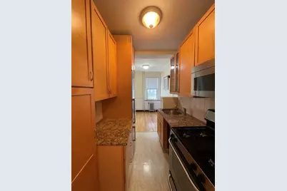 3 Arlington St #22, Cambridge, MA 02140 - Photo 2
