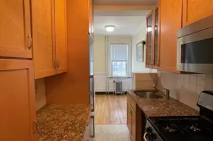 3 Arlington St, Cambridge, MA 02140 - Photo 2
