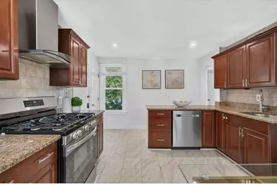 241 Lebanon St, Malden, MA 02148 - Photo 6