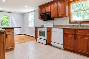 39 Anson Rd, Concord, MA 01742 - Photo 6