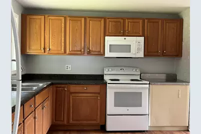 44 Boyle Rd, Brockton, MA 02302 - Photo 6